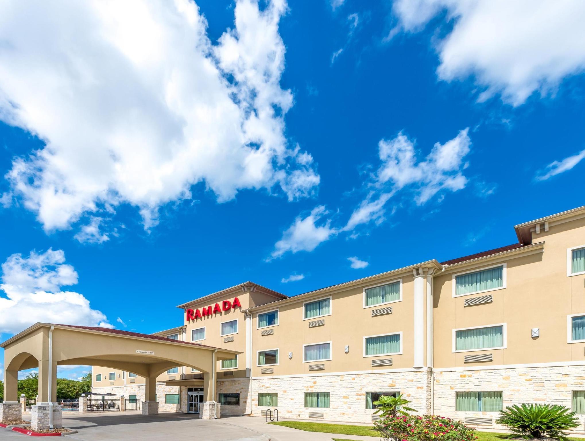 מלון Ramada By Wyndham קולג' סטיישן מראה חיצוני תמונה
