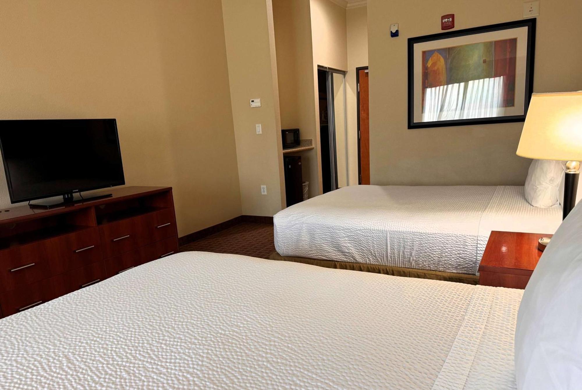 מלון Ramada By Wyndham קולג' סטיישן מראה חיצוני תמונה