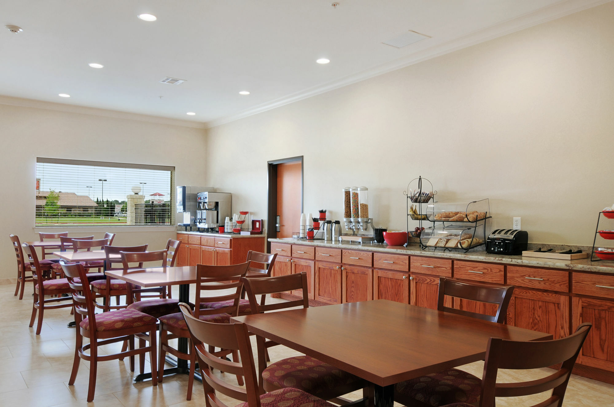 מלון Ramada By Wyndham קולג' סטיישן מראה חיצוני תמונה