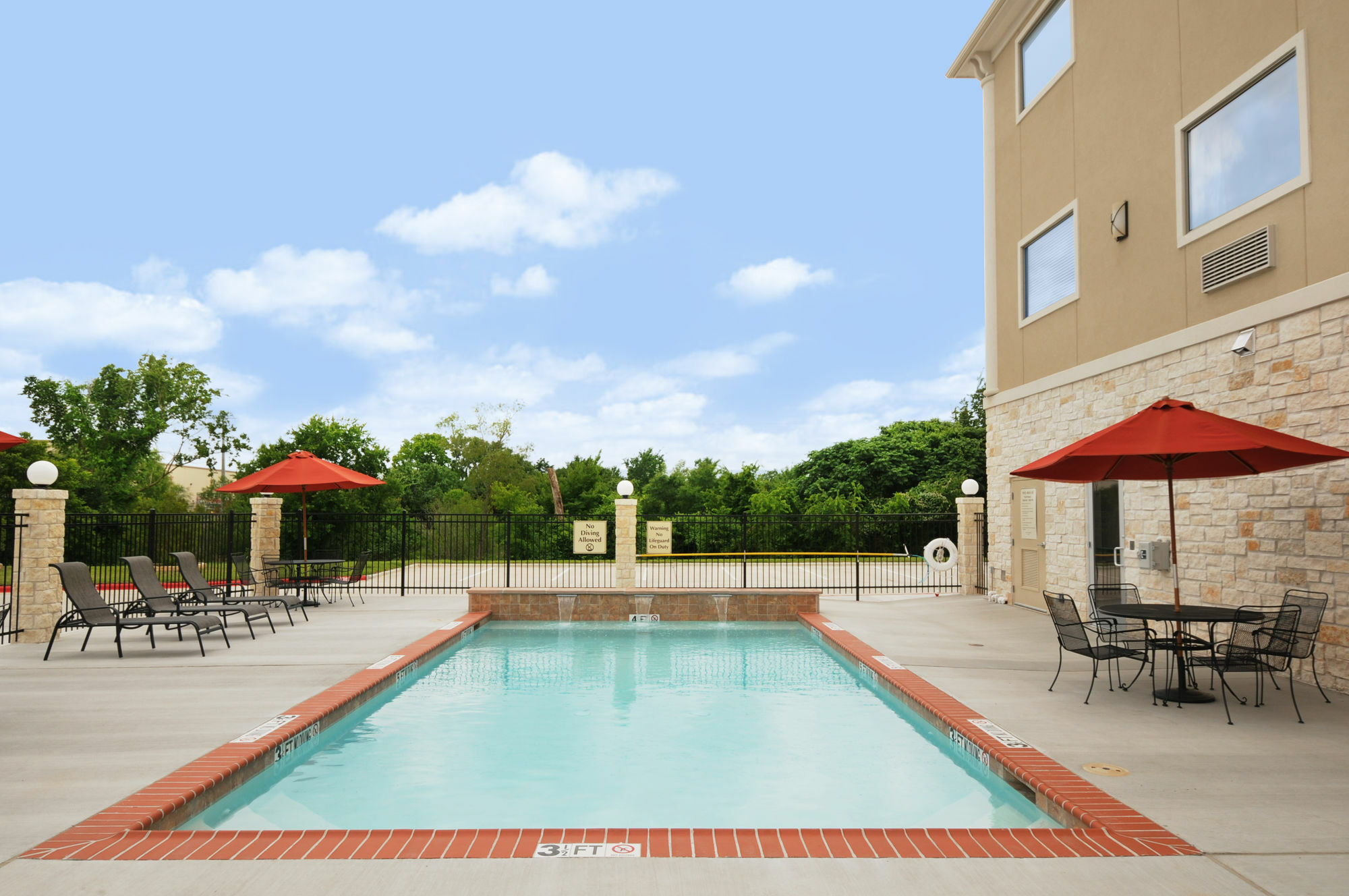 מלון Ramada By Wyndham קולג' סטיישן מתקנים תמונה